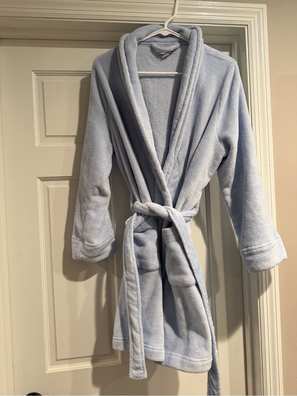 Light blue robe